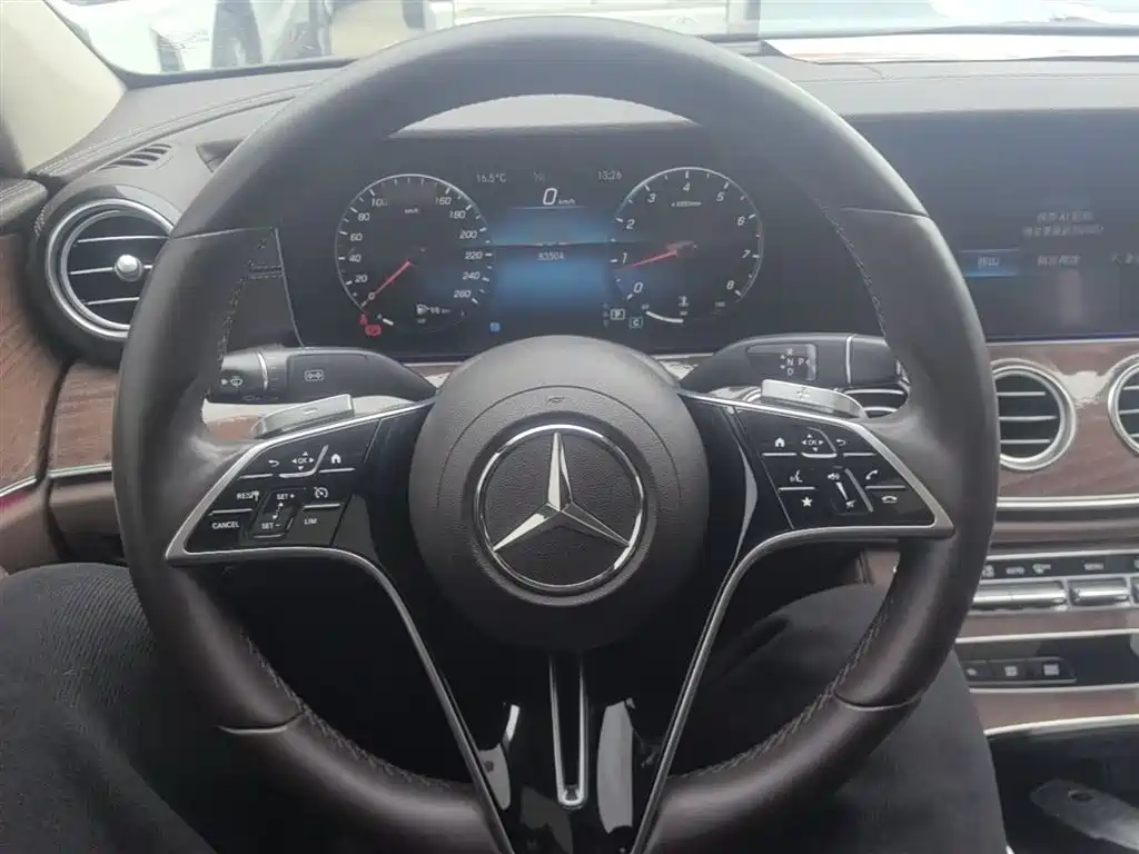 Mercedes-Benz E-Class 2022 Facelift E 300 L Luxury Style фото 11