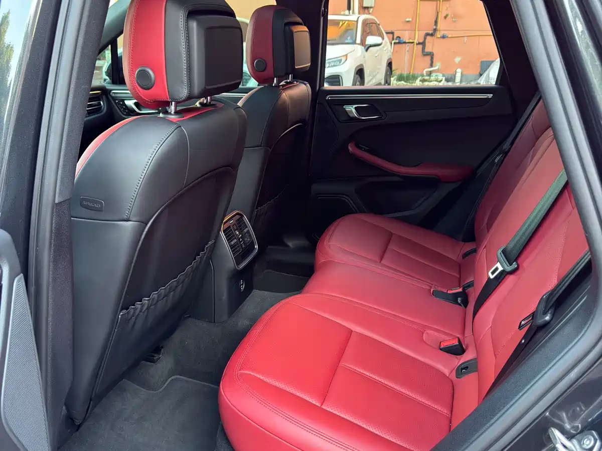 Porsche Macan 2021 Macan 2.0T фото 19