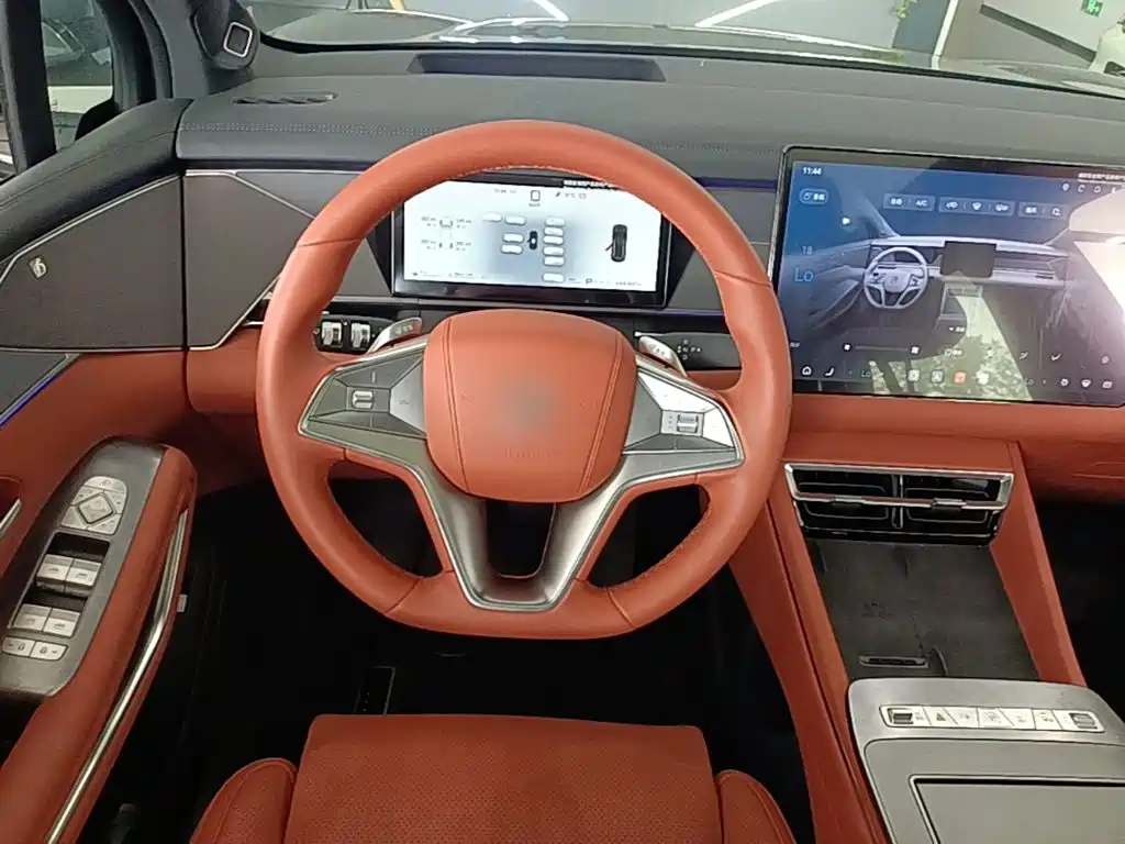 BYD Tang L 2025 2025 DM 175KM Drone Player Edition