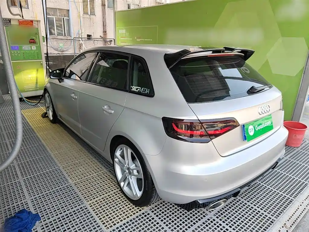 Audi A3 2016 Sportback 35 TFSI Leadership фото 5