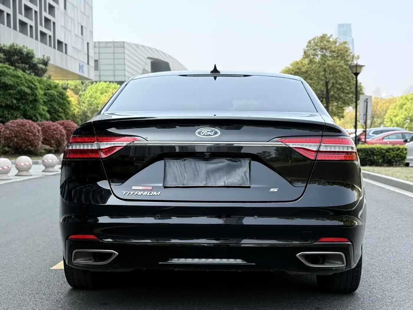 Ford Taurus 2019 EcoBoost 245 Premium Edition фото 4