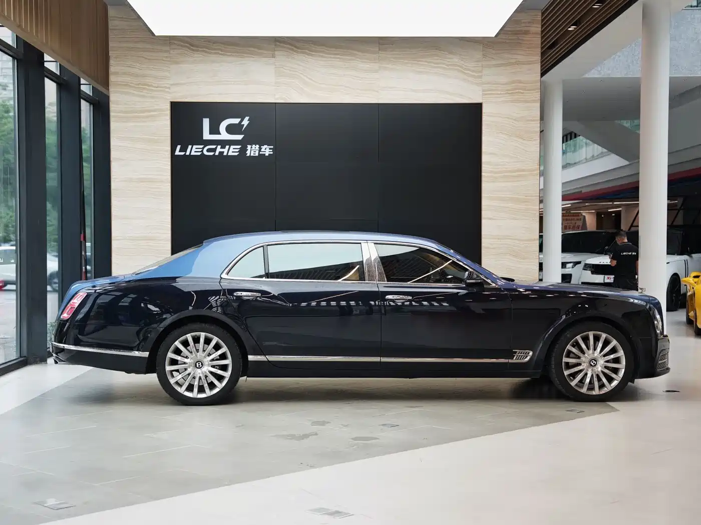 Bentley Mulsanne 2017 2017 6.8T Long Wheelbase