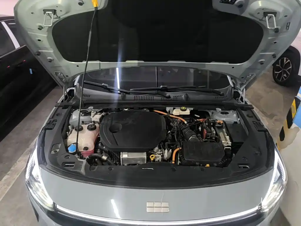 Geely Galaxy Galaxy L6 2023 2023 125km Starship