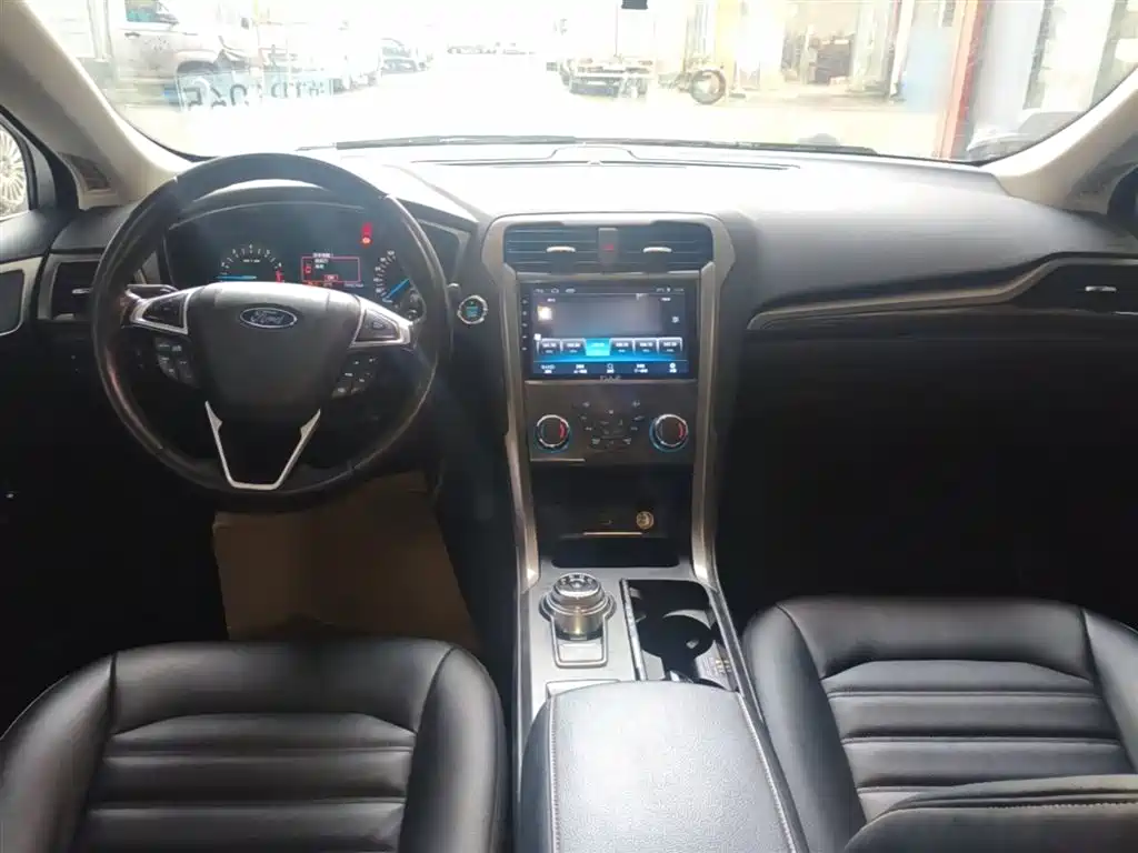 FORD MONDEO