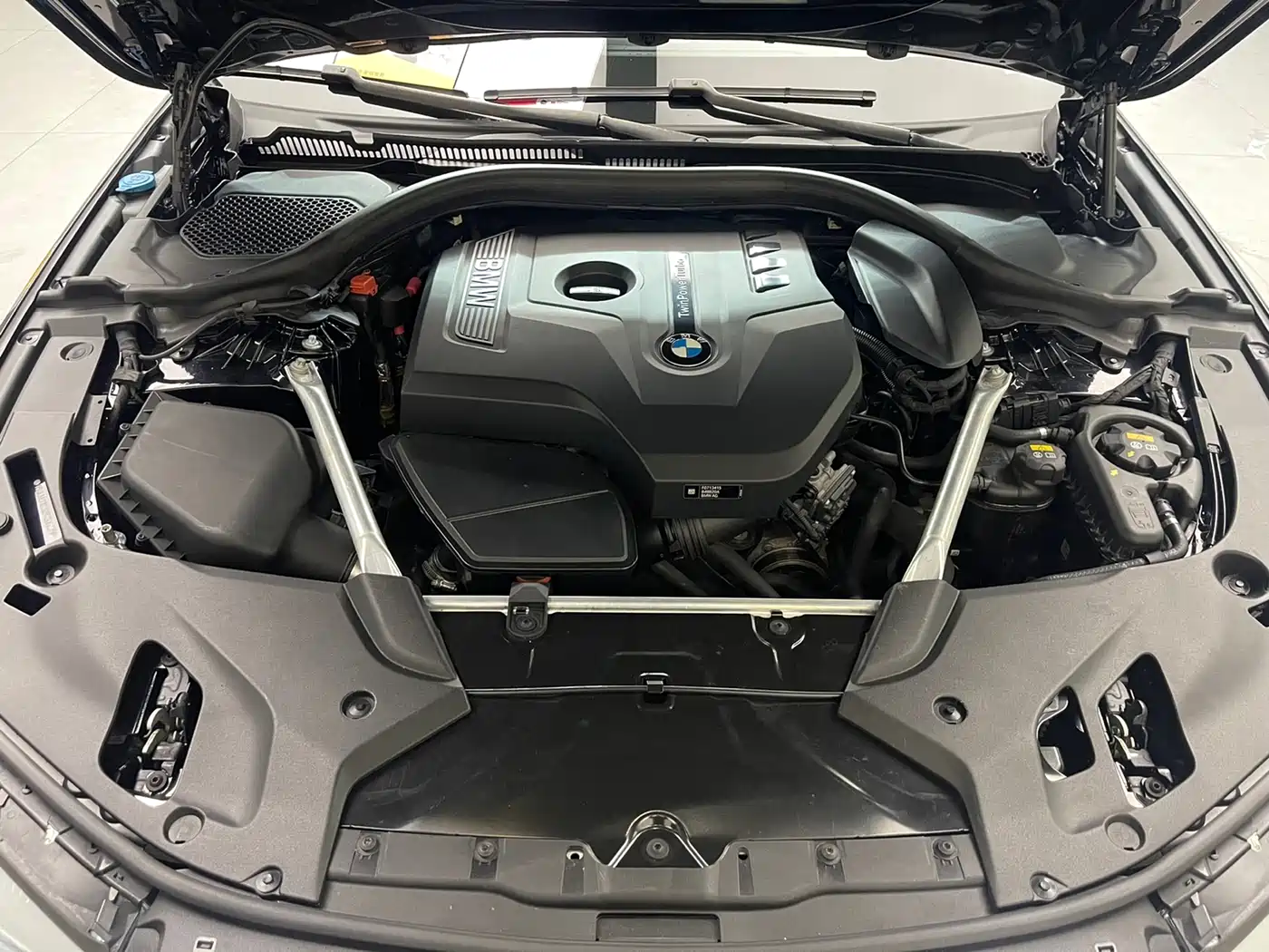 BMW 5 Series (Import) 2019 Facelift 525i M Sport Package фото 25