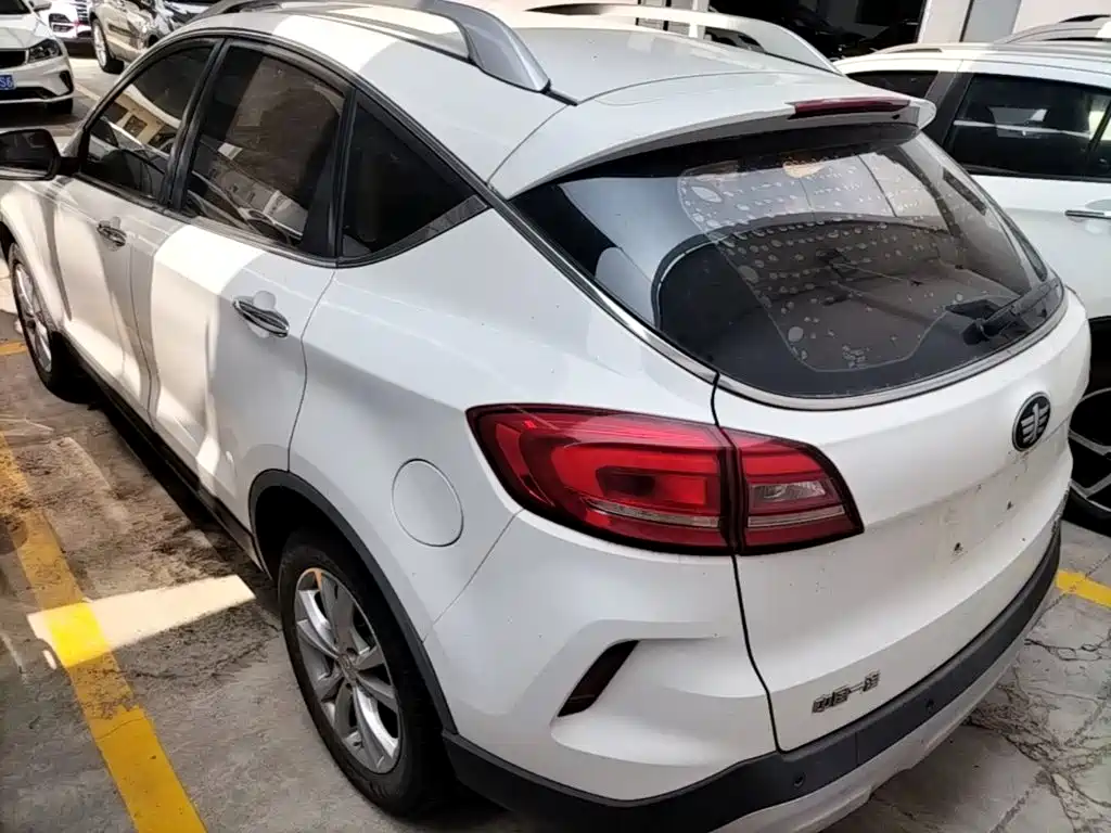 Besturn X80 2016 2017 1.8T Automatic Luxury Edition