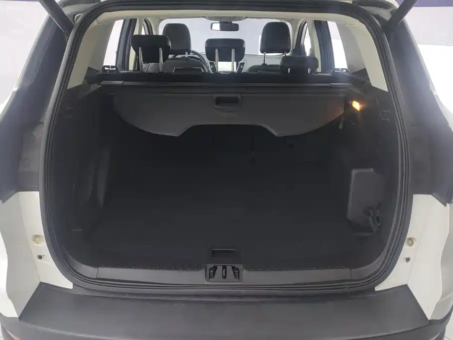 Ford Kuga 2018 2017 EcoBoost 245 AWD Luxury