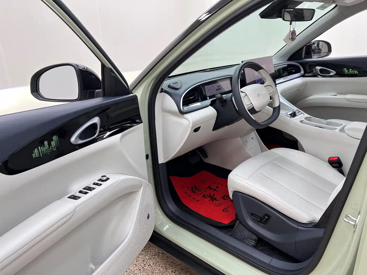 Geely Galaxy Starry Wish 2025 UP 410km Explorer+ Edition фото 13