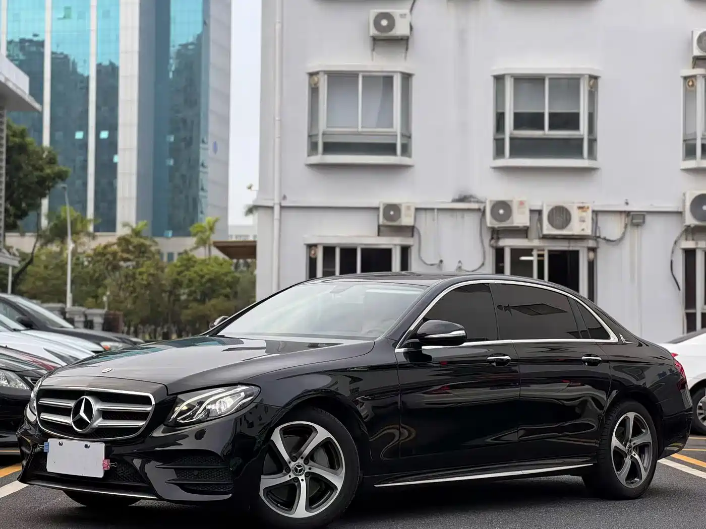 Mercedes-Benz E-Class 2019 E 300 L Sport Fashion