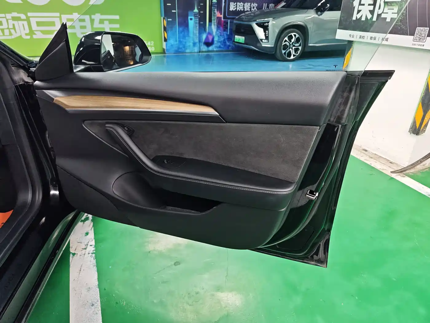 Фото 7 - Tesla Model 3