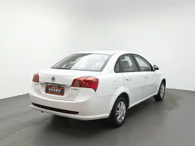 Buick Excelle 2015 1.5L Automatic Classic — фото 2