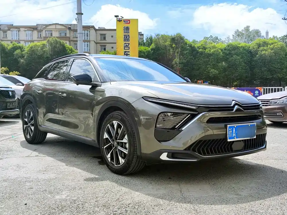 2024 Citroën Versailles C5 X