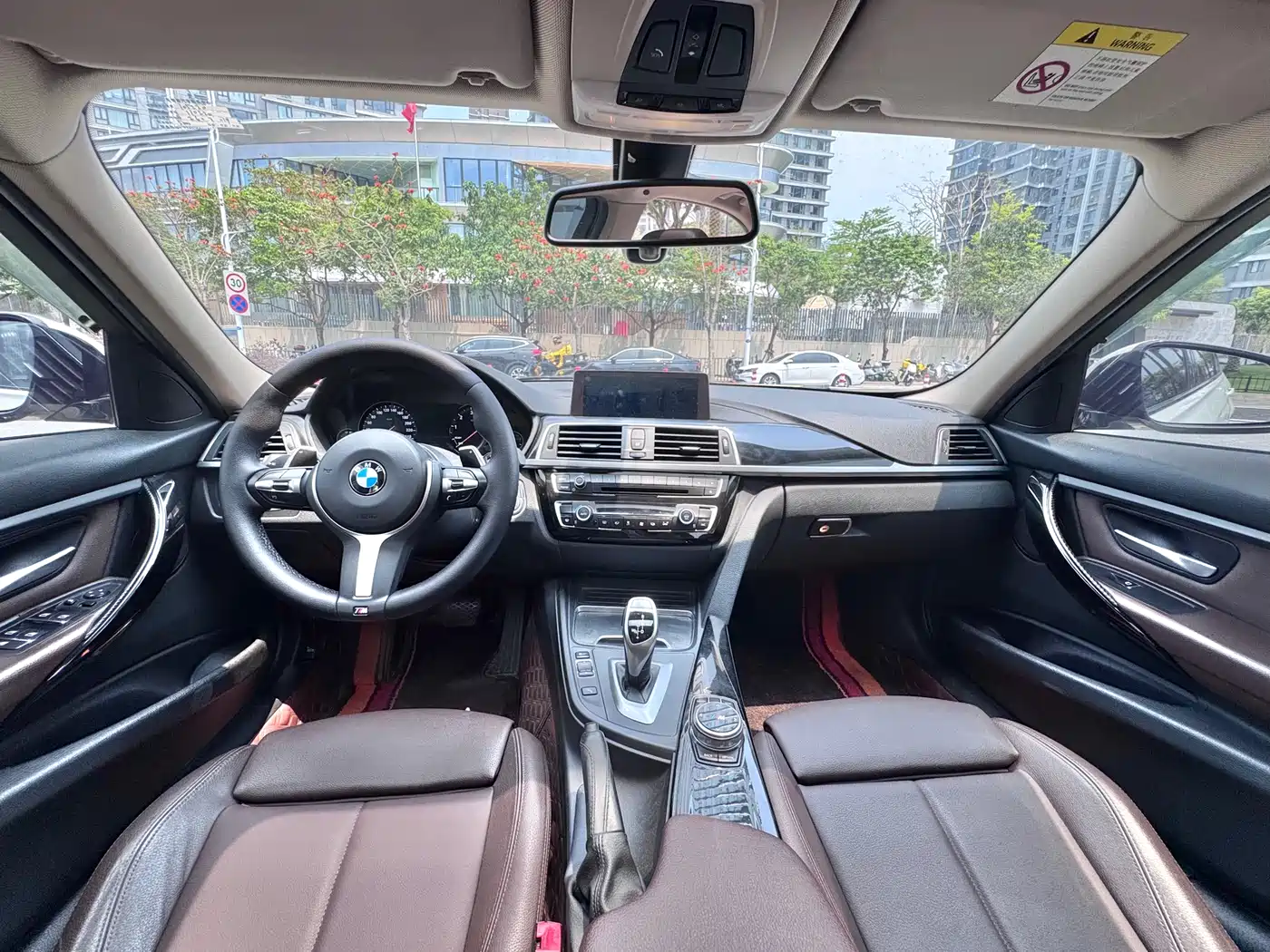 BMW 3 Series 2018 320Li Leading M Sport Package фото 8