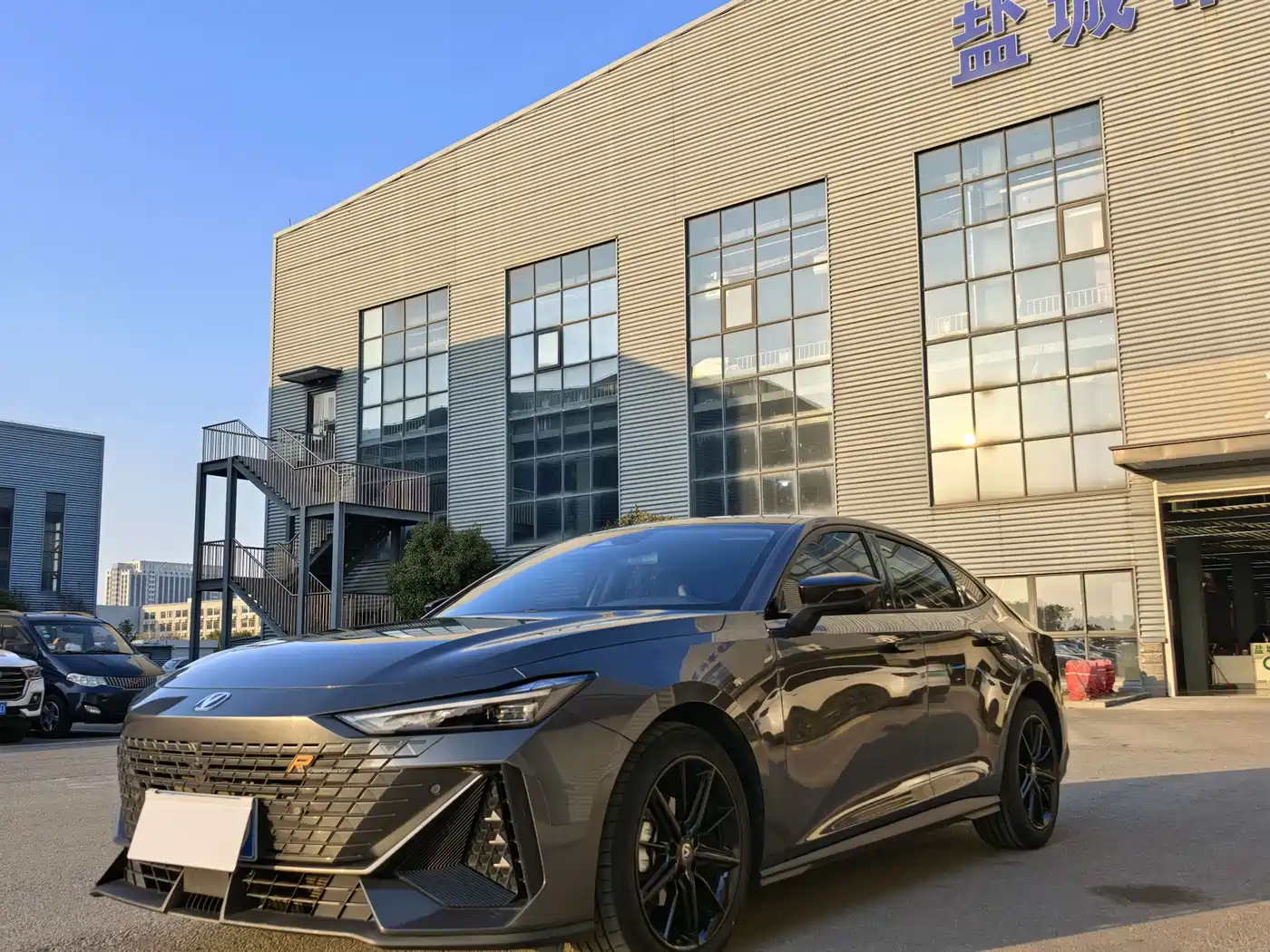 CHANGAN UNI-V