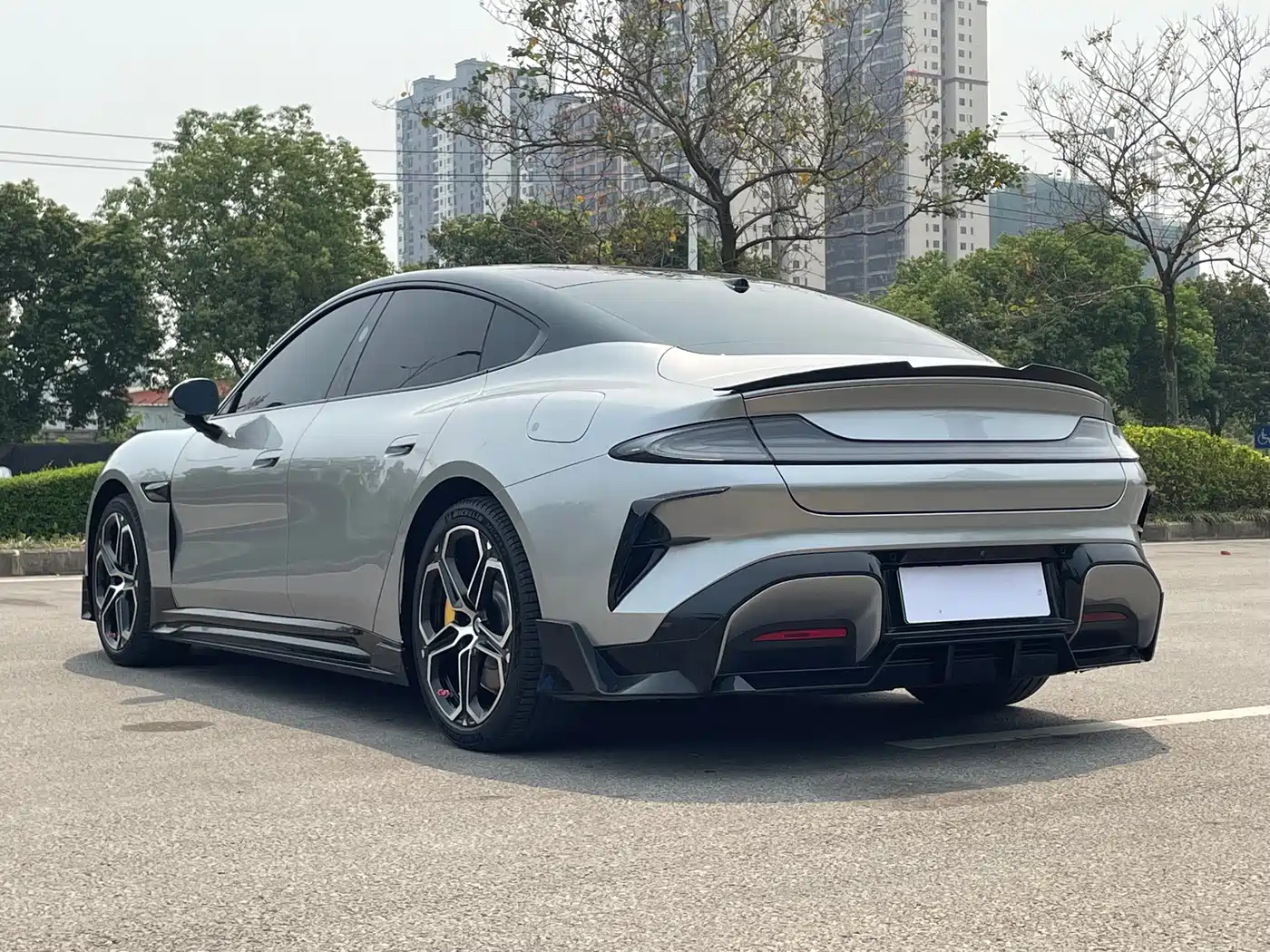 XIAOMI CAR XIAOMI SU7