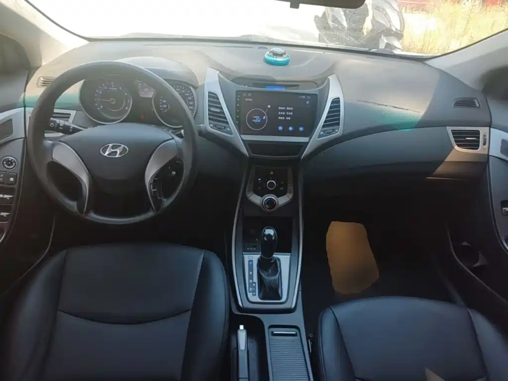 Hyundai Langdong 2015 2015 1.6L Auto Trend