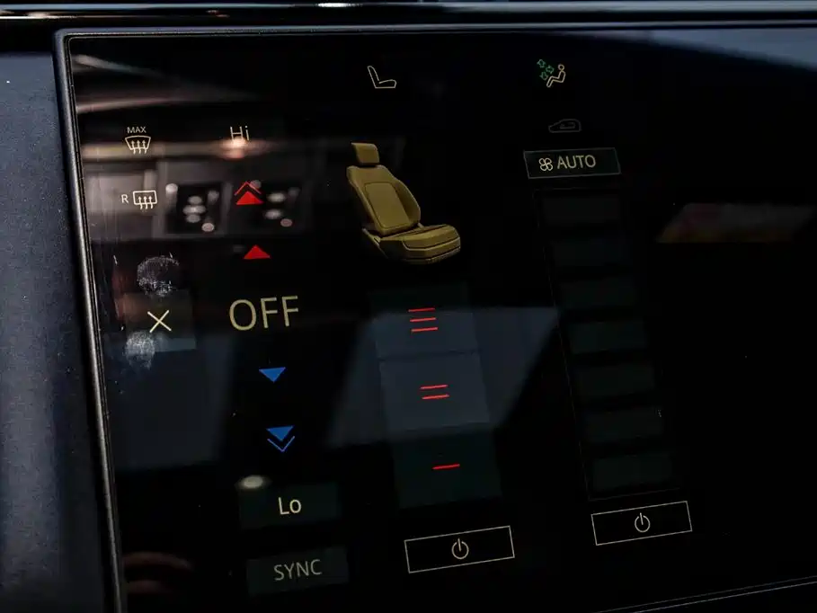 Land Rover Range Rover Velar 2024 Dynamic SE фото 20