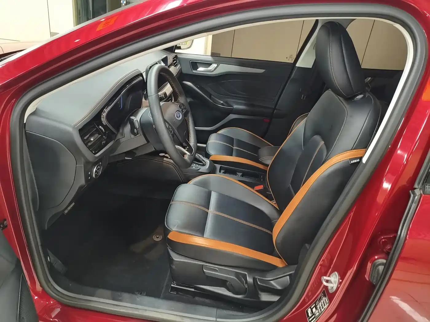 Ford Focus 2023 2022 Sedan EcoBoost 180 Auto Speed Edition