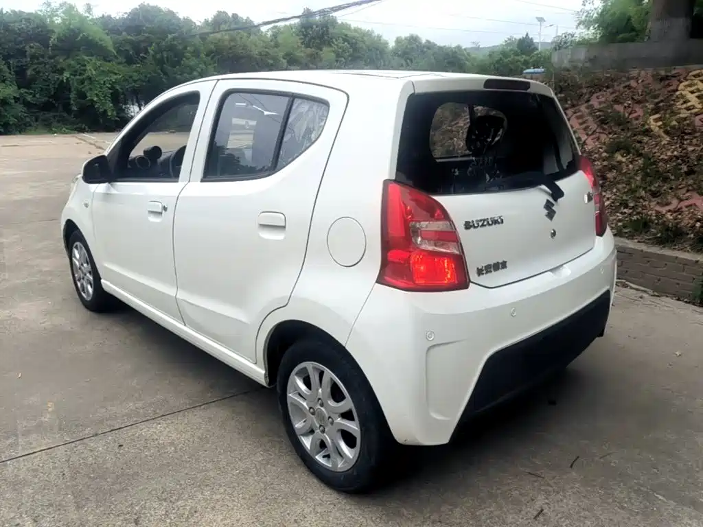 Suzuki Alto 2015 2013 1.0L Automatic Deluxe