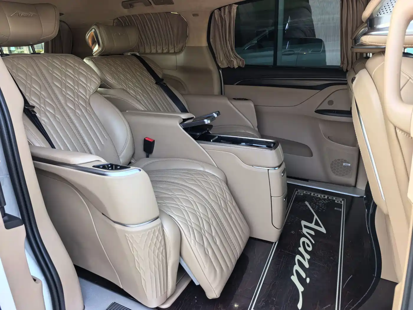 Buick GL8 2020 ES Landglory 653T Flagship фото 6