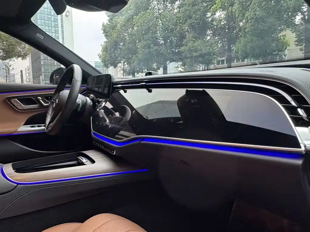 MERCEDES-BENZ E CLASS NEW ENERGY