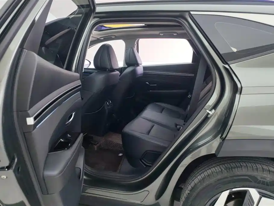 Hyundai Tucson 2023 Tucson L 1.5T Automatic 2WD LUX Premium Edition фото 11