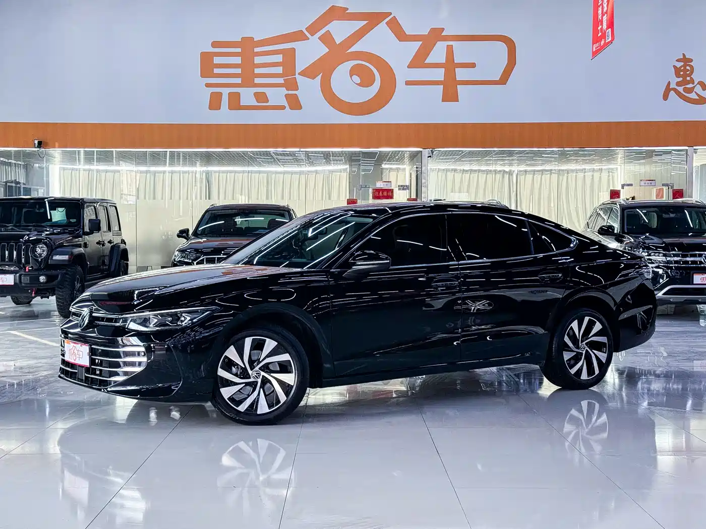 Volkswagen Passat 2025 Pro 380TSI Dragon Glory Edition фото 2