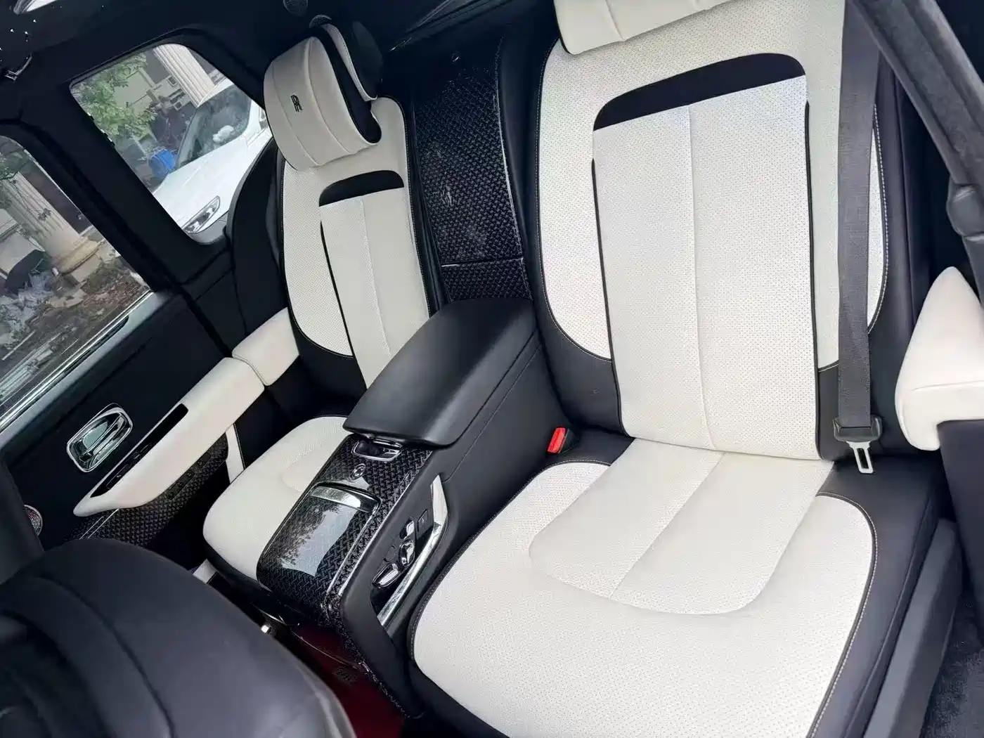 Rolls-Royce Cullinan 2019 2018 4-Seater Version