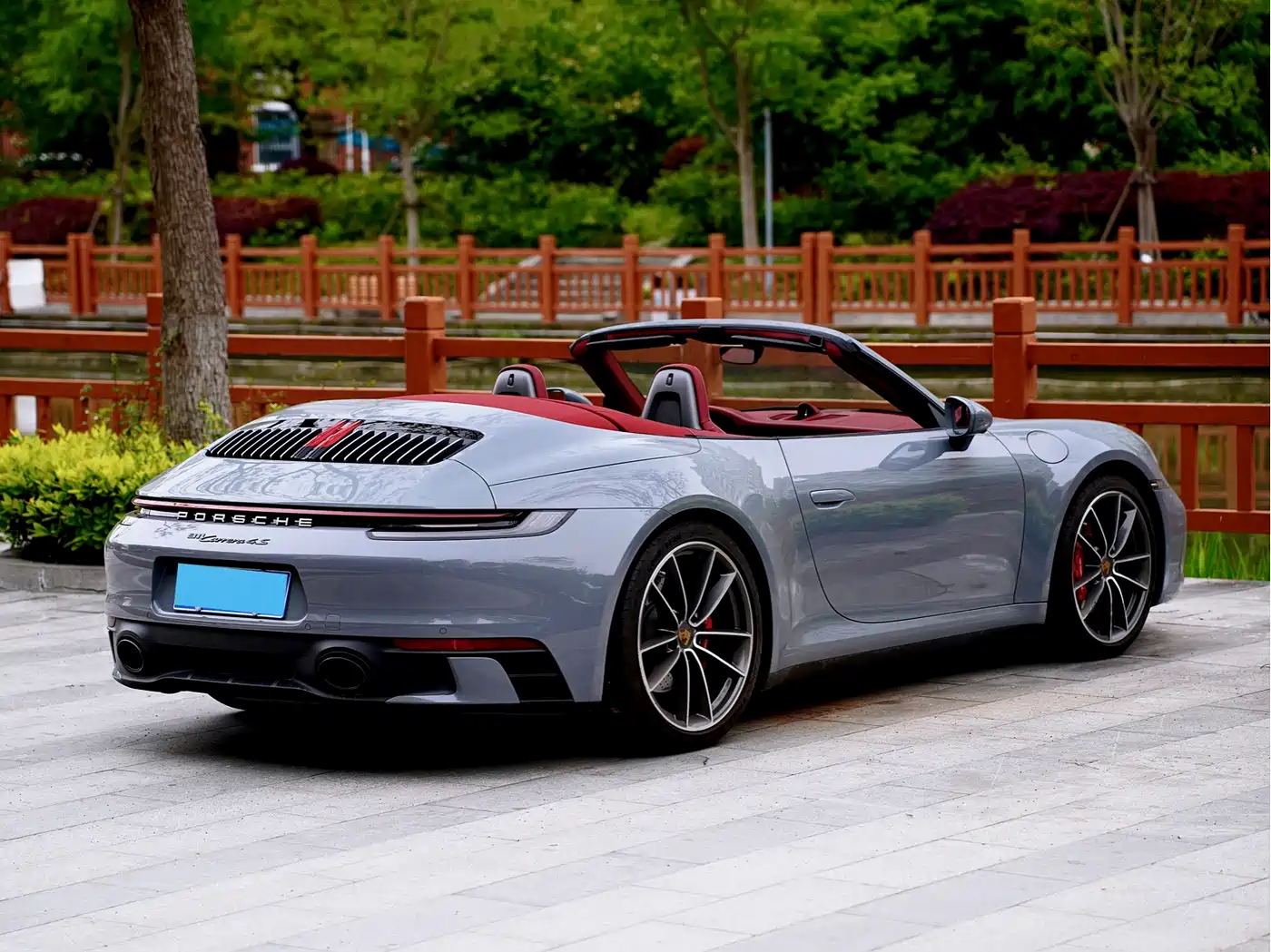 Porsche 911 2023 Carrera 4S Cabriolet 3.0T фото 7
