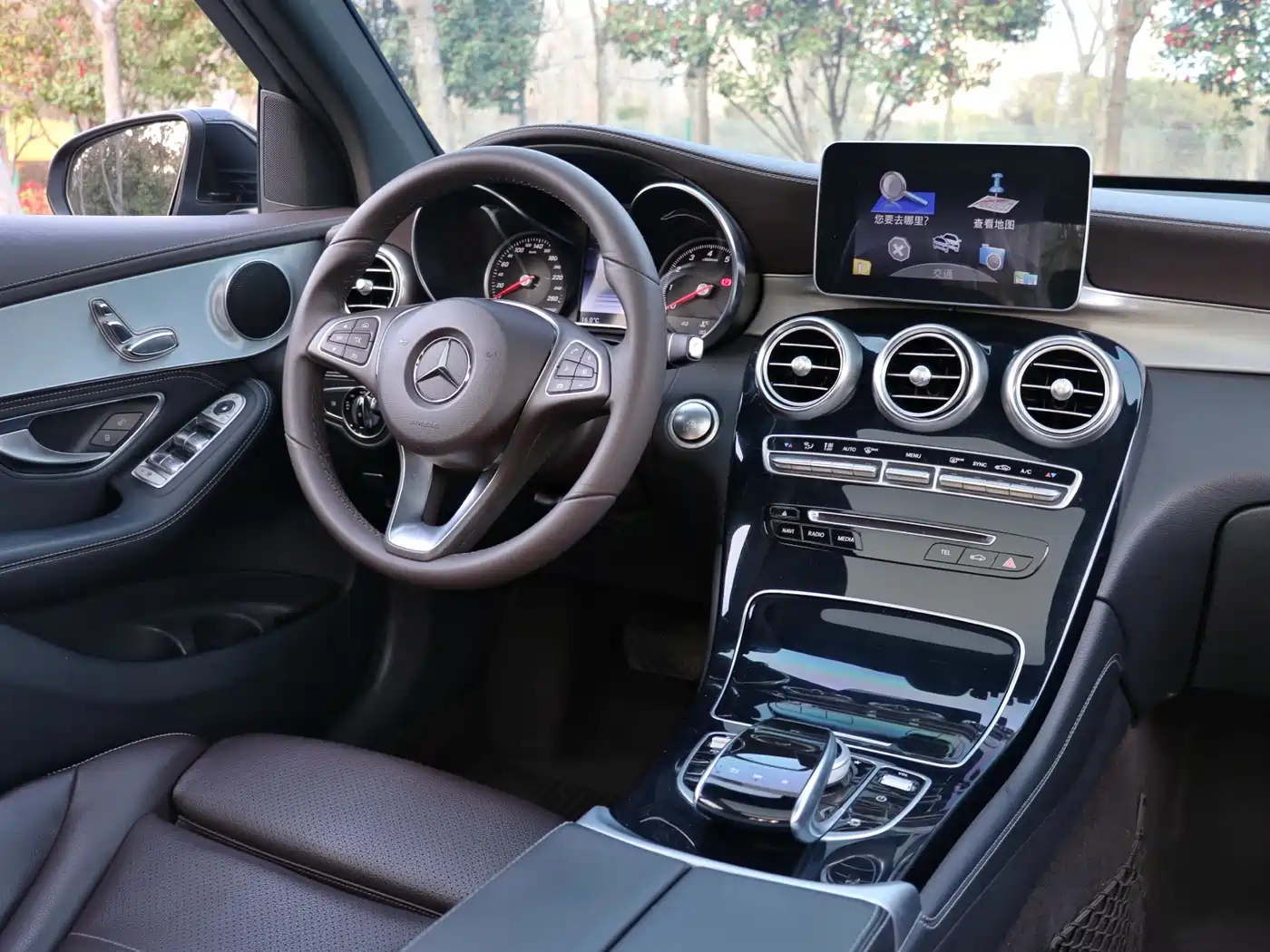 Mercedes-Benz GLC 2017 GLC 200 4MATIC фото 19
