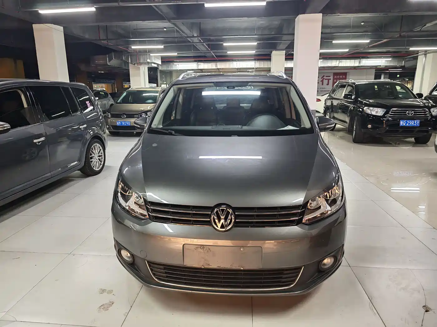 Volkswagen Touran 2015 1.4T Manual Comfort Edition 5-seater фото 2