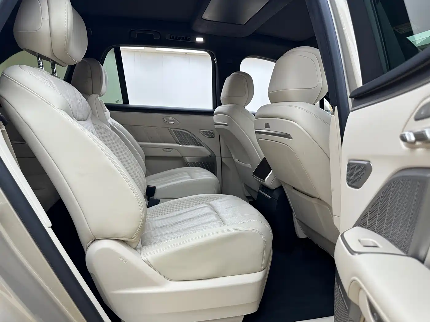 Ledao L90 2025 2025 AWD Base Model