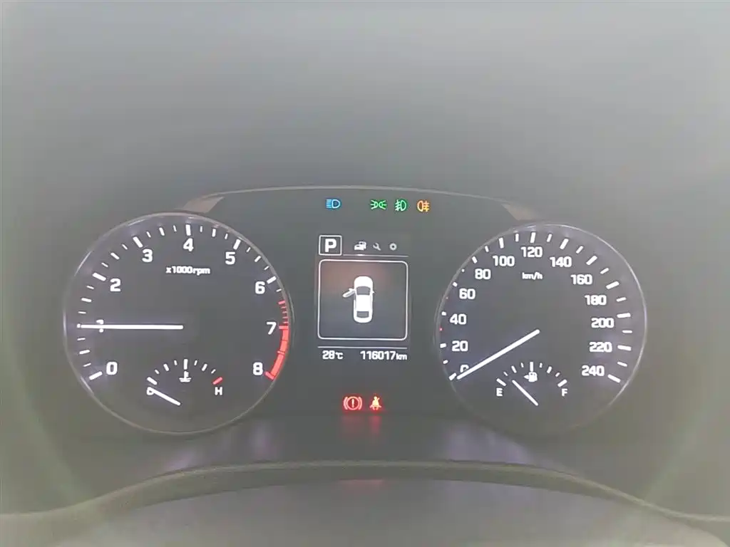Hyundai Elantra 2016 Model 1.6L Automatic Smart Elite фото 12