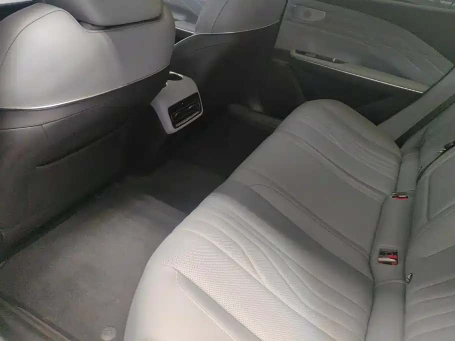 Geely Galaxy Galaxy E8 2024 2024 550km RWD MAX