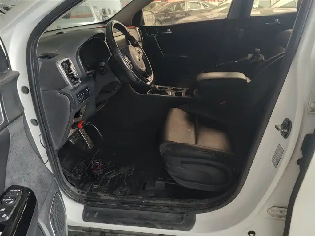 Kia KX5 2016 Model 1.6T Automatic 2WD DLX фото 15