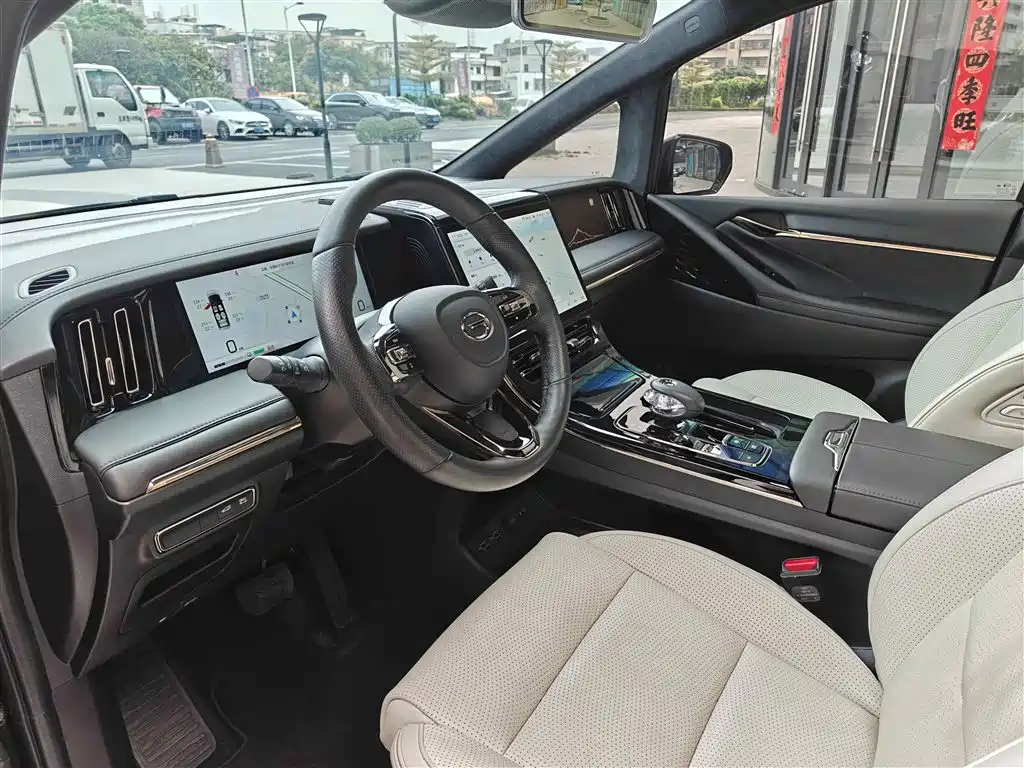 GAC Trumpchi Trumpchi M8 2023 Model Master Series Hybrid Royal Edition фото 24