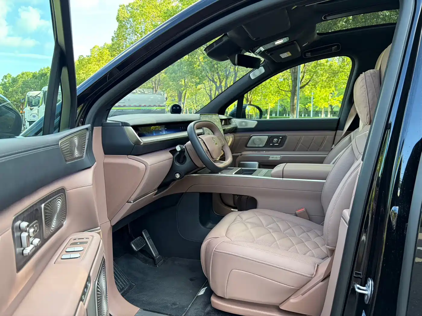 NIO ES9 2026