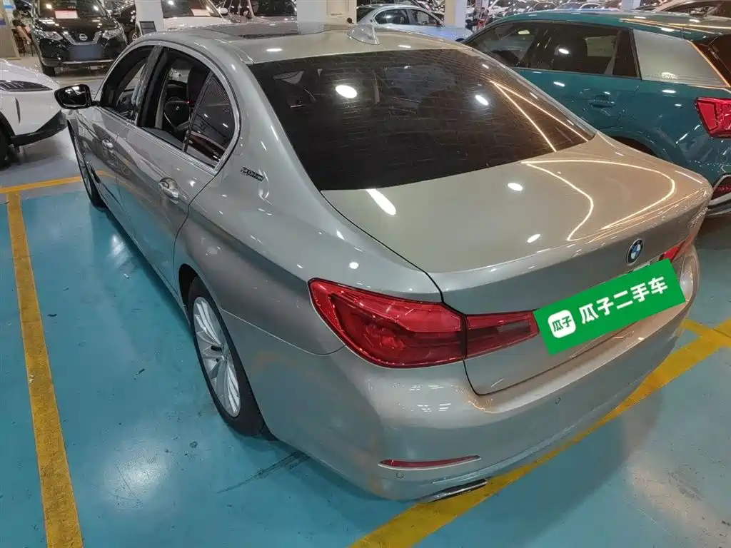 BMW 5 Series New Energy 2019 Facelift 530Le Pioneer Edition фото 5
