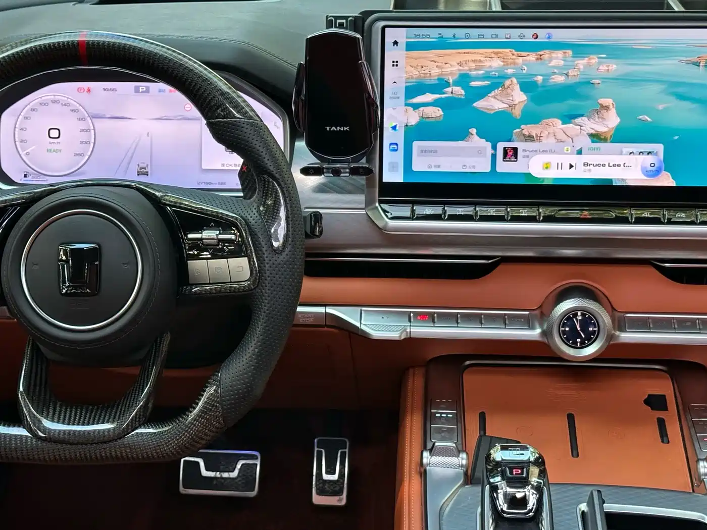 TANK TANK 700 NEW ENERGY