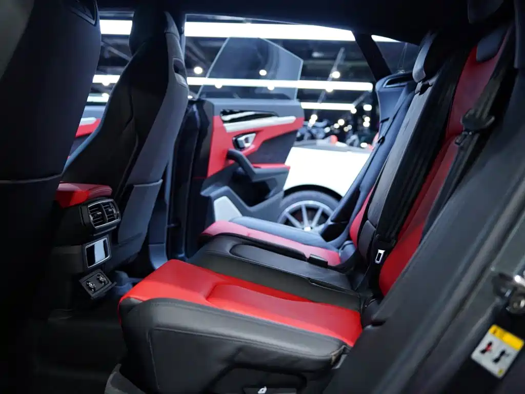 Фото 31 - Lamborghini Urus
