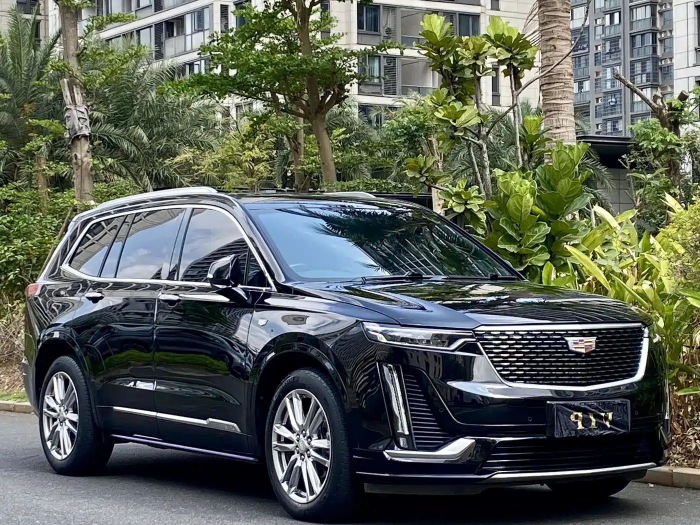 CADILLAC XT6