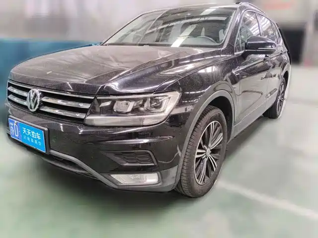 Volkswagen Tiguan L 2020 330TSI Auto 2WD Trend China VI — фото 1