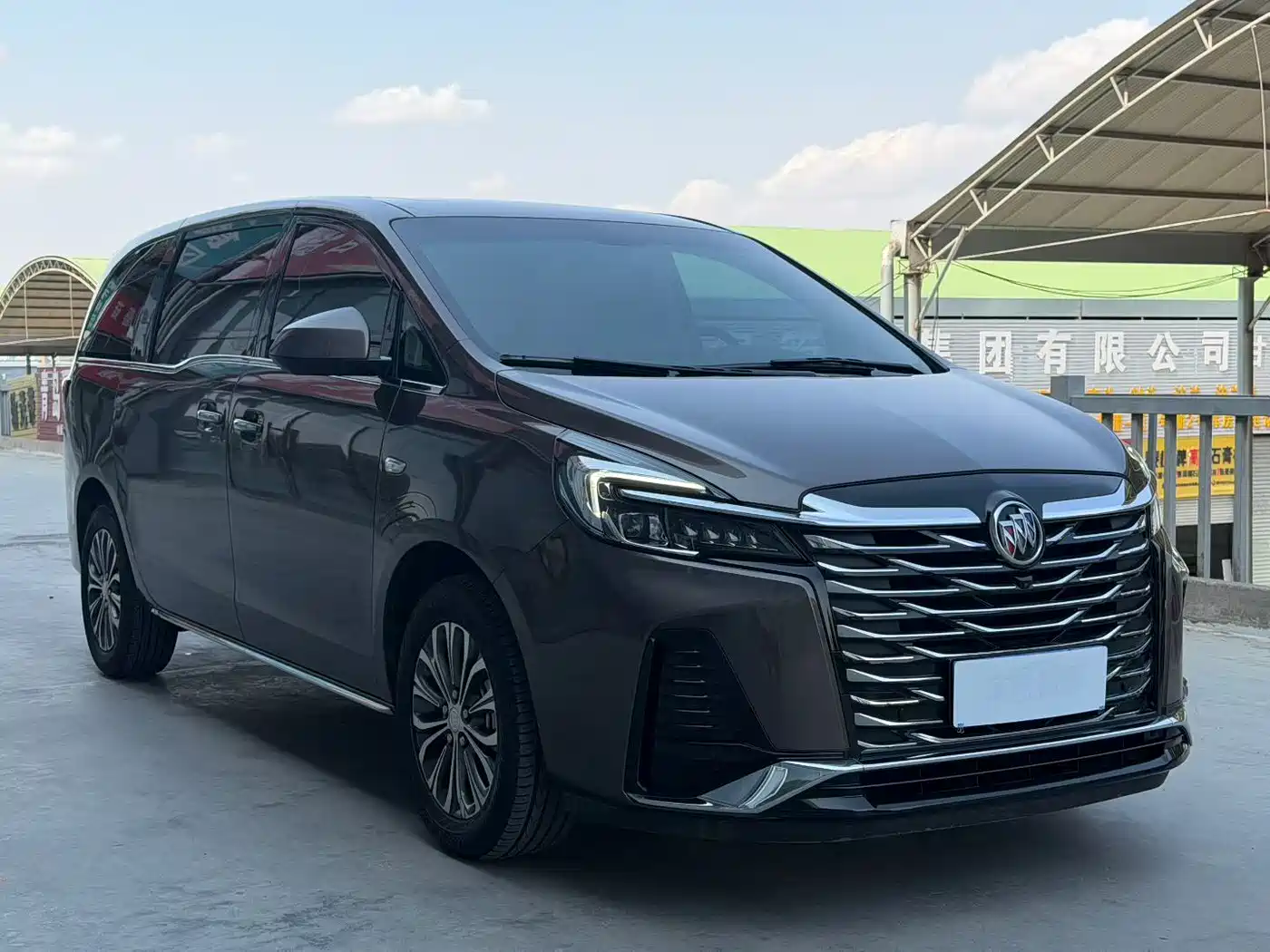 Buick GL8 2023 Land Business Class 652T Luxury фото 3