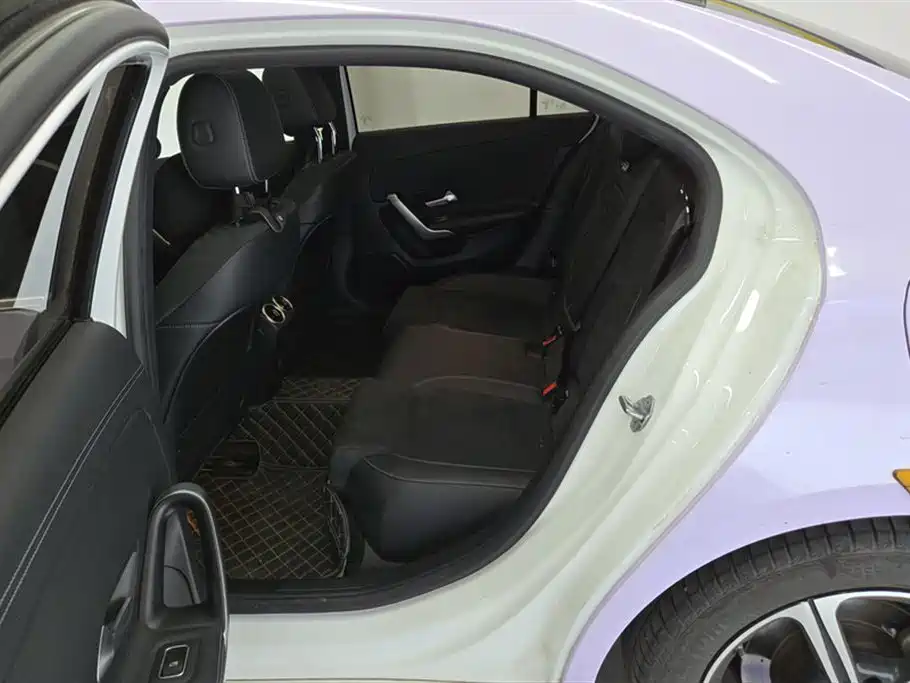 MERCEDES-BENZ A CLASS