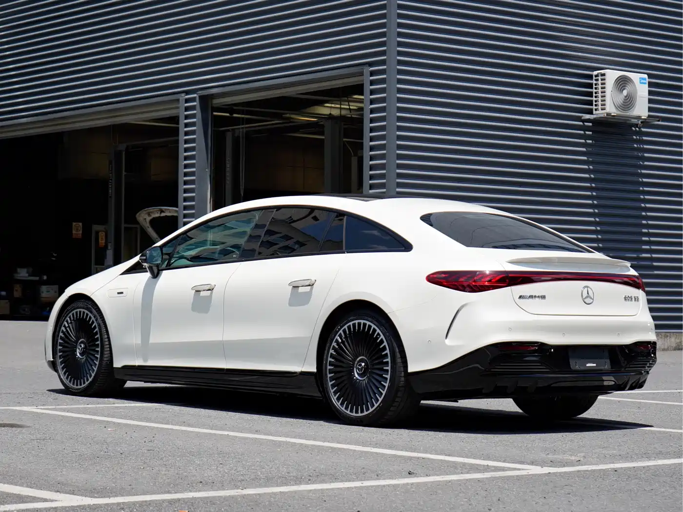 Mercedes-Benz EQS AMG 2022 AMG EQS 53 4MATIC+ фото 5
