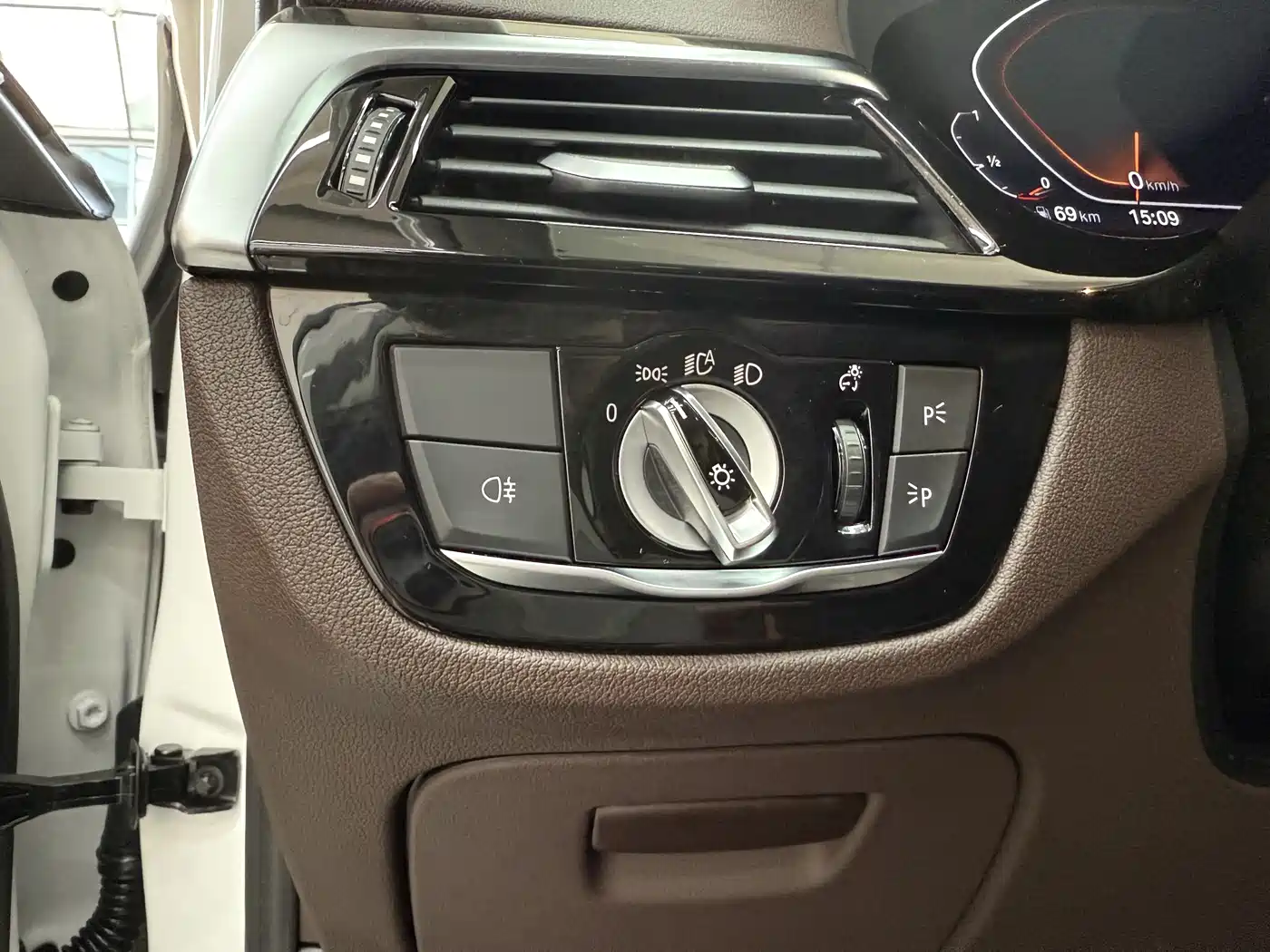 BMW 5 Series 2022 525Li Luxury Package фото 19