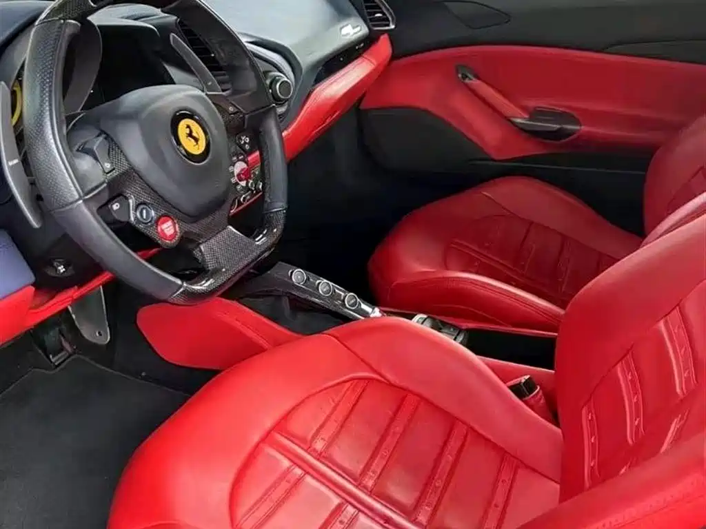 Ferrari 488 2019 2015 488 Spider