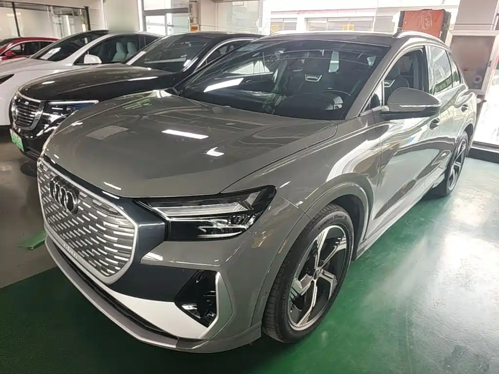 Photo 1 - Audi Q4 e-tron