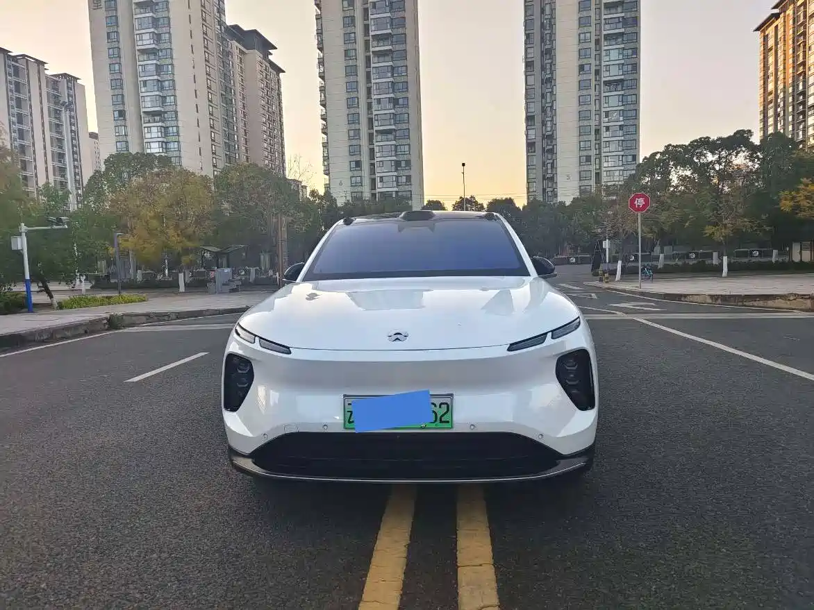 NIO NIO EC6