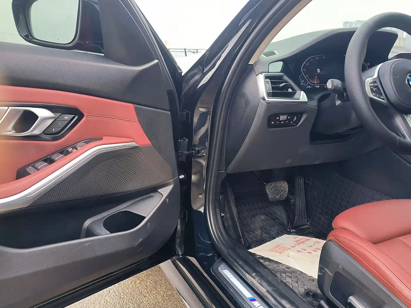 BMW 3 Series 2021 325Li M Sport Night Edition фото 6